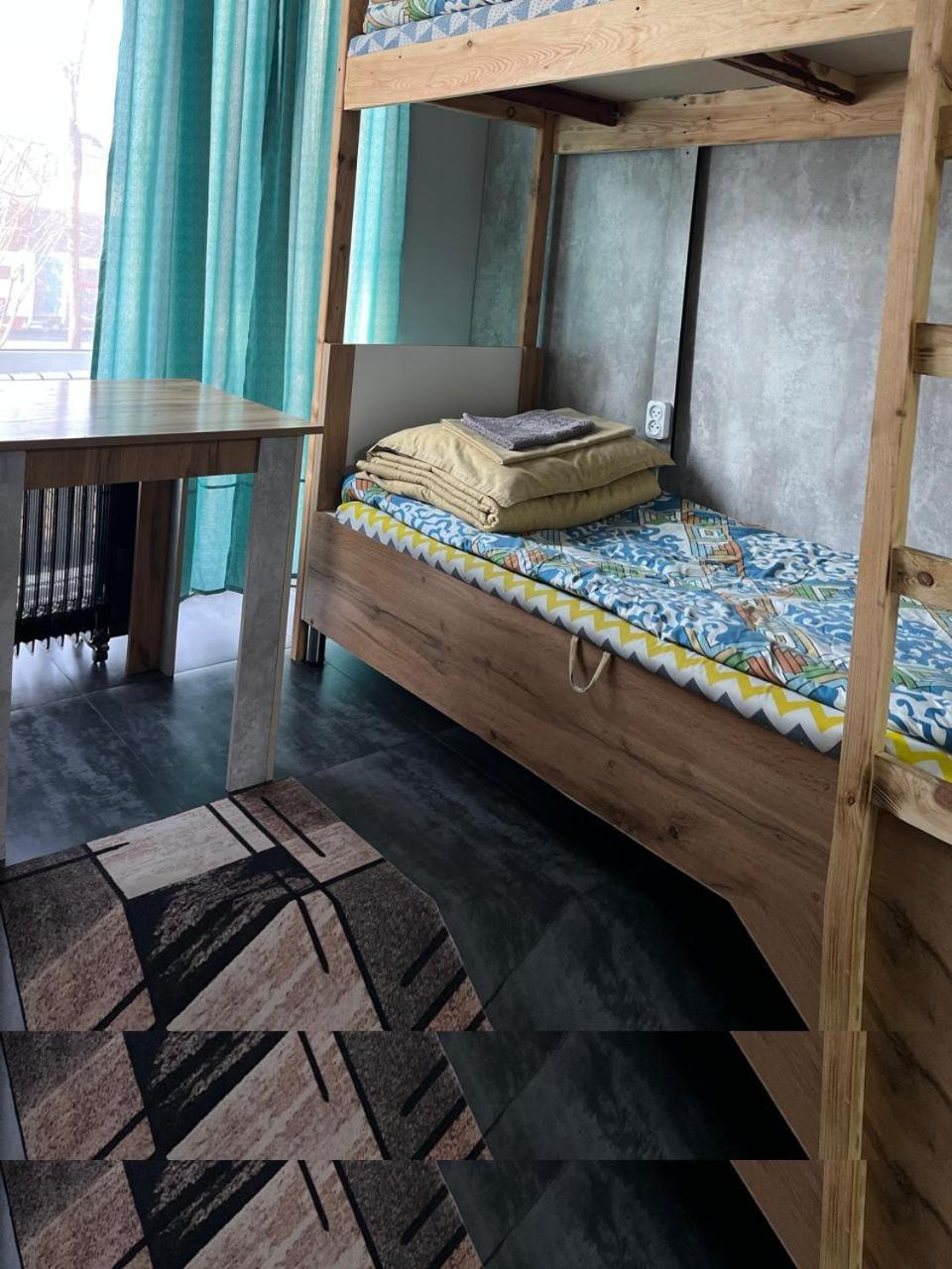 Hostel Del Luna Almaty Exteriér fotografie