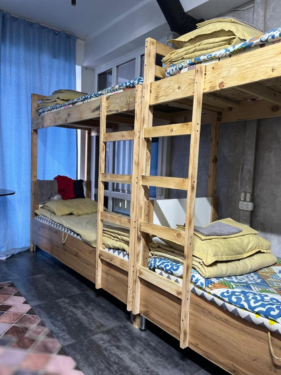 Hostel Del Luna Almaty Exteriér fotografie