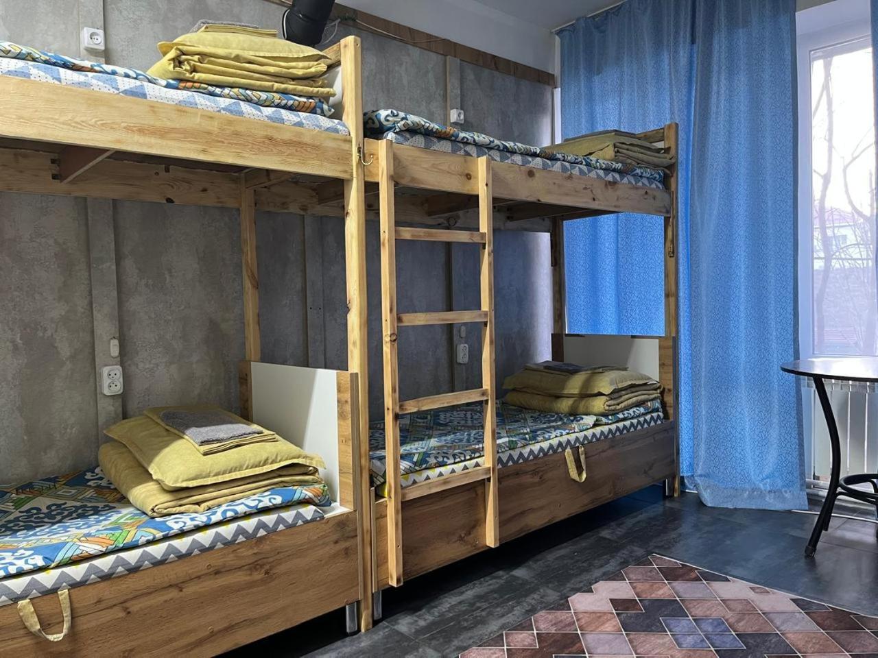 Hostel Del Luna Almaty Exteriér fotografie