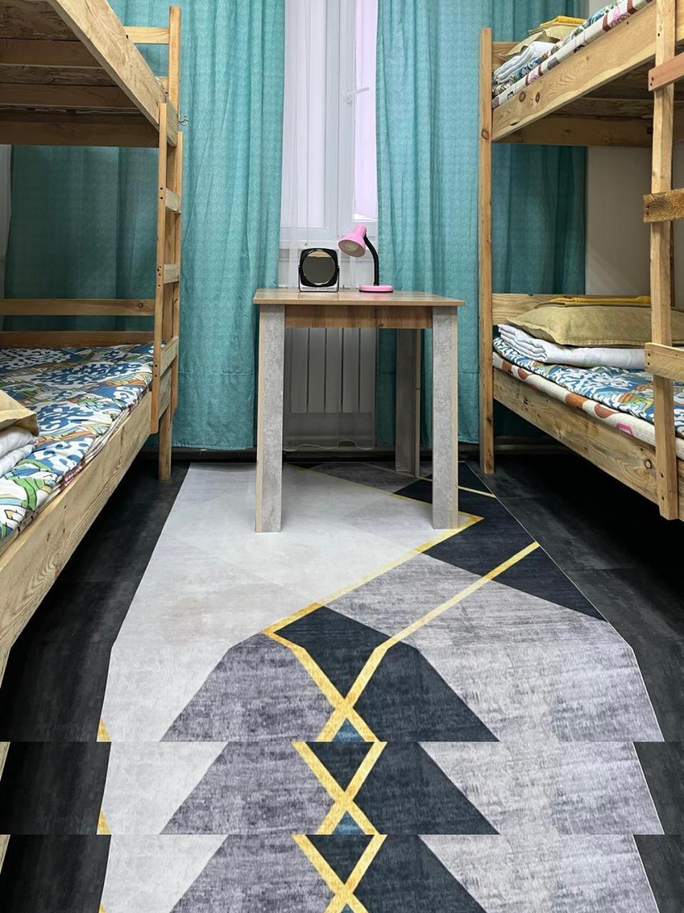 Hostel Del Luna Almaty Exteriér fotografie